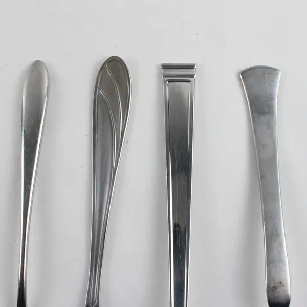 Lot of 4 Mismatched Stainless Steel Dinner Forks Cuisinart Pfaltzgraff
