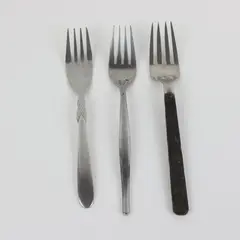 Set of 3 Various Mismatched Stainless Salad Forks Reed & Barton, Retroneu