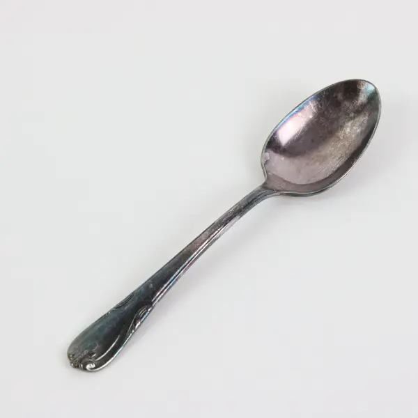 Lot of 2 Vintage Silverplate Teaspoons Wm Rogers 1847 Rogers Bros Violet Sonata