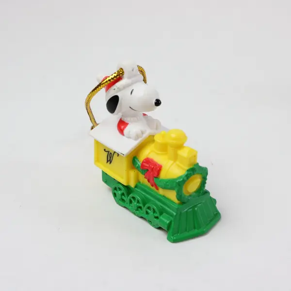 Lot of 4 Snoopy Peanuts Christmas Figurine Ornaments Holiday Decor