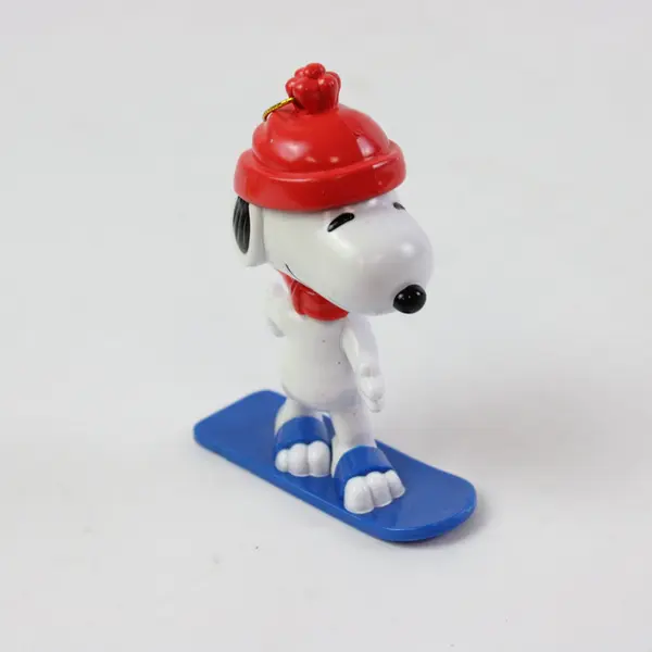 Lot of 4 Snoopy Peanuts Christmas Figurine Ornaments Holiday Decor