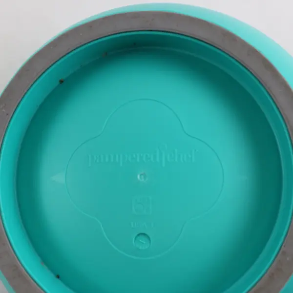 Pampered Chef Kids Large Teal Mixing Batter Bowl #1472 Handle Spout