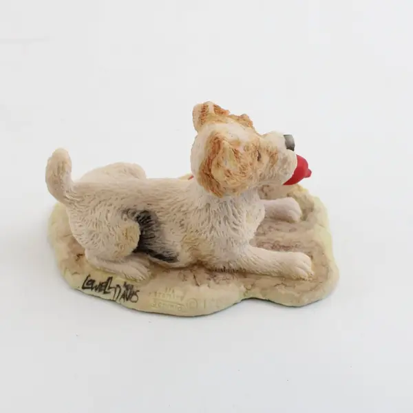 1989 Schmid R.F.D. America Lowell Davis Seein' Red Figurine 1.75"