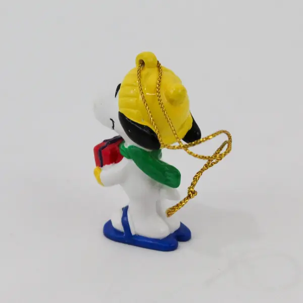 VTG UFS Snoopy Christmas  Ornament With Wrapped Gift & Yellow Knit Hat 2.5"