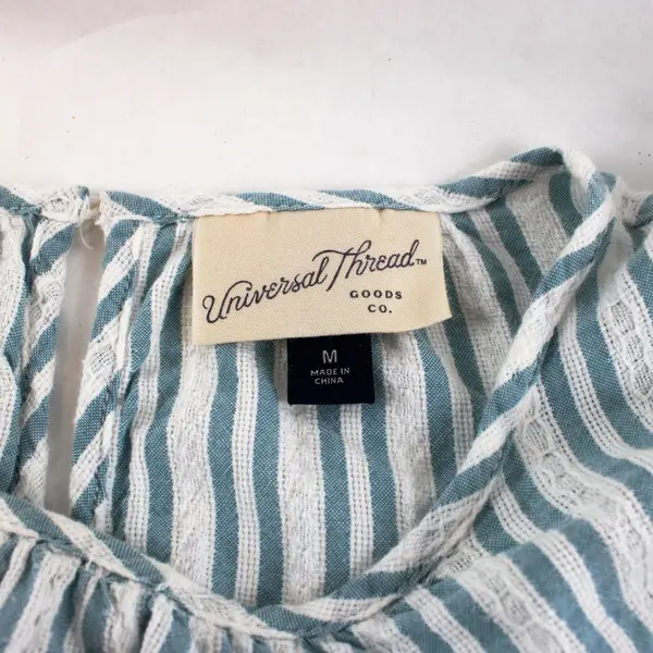 Universal Thread Women's M Blue White Stripe Ruffle Half Sleeve Top