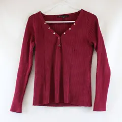 White House Black Market Red Long Sleeve Ribbed Shirt Snap On V-Neck Sz Medium