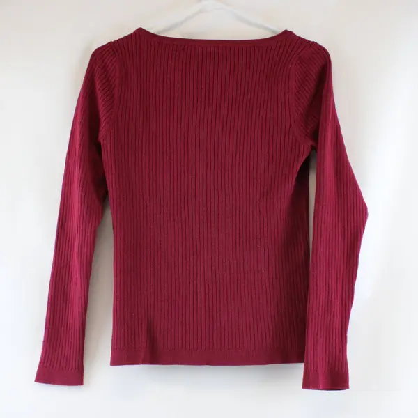 White House Black Market Red Long Sleeve Ribbed Shirt Snap On V-Neck Sz Medium