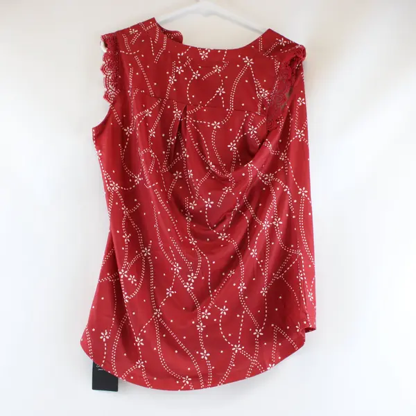 Blingfit Women's Red Floral Sleeveless Blouse Lace Trim V-Neck Size M