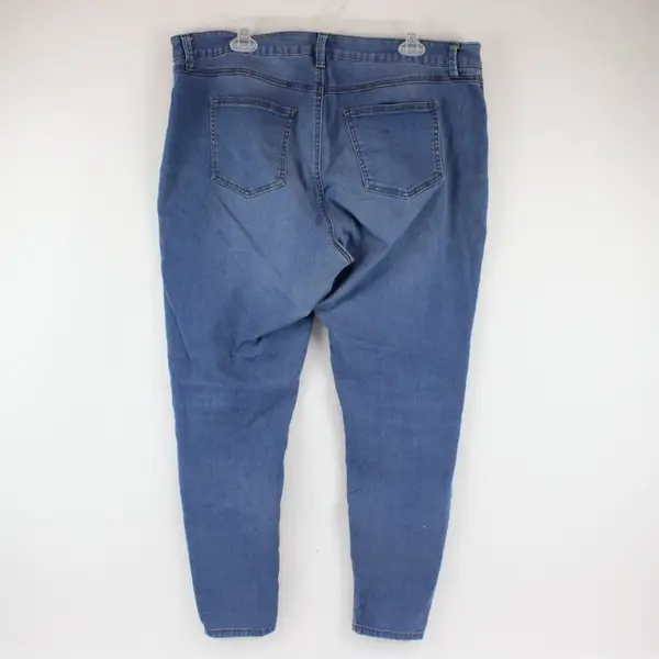Unbranded Women's Medium Wash Blue Denim Skinny Leg Jeans Plus 20W