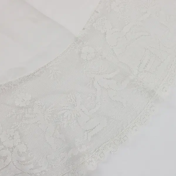 Vintage Woman & Cherubs Round White Lace Tablecloth 33 Inch FLAWED