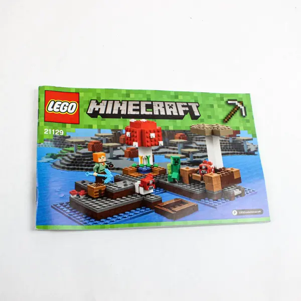 LEGO Minecraft 21129 The Mushroom Island Set Completeness Unknown