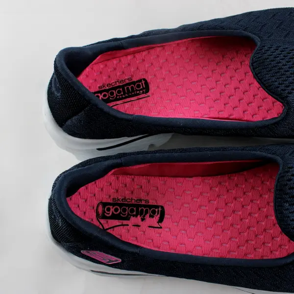 Skechers GOwalk 2 Axis Women's Slip-On Shoes Navy Blue Size 5