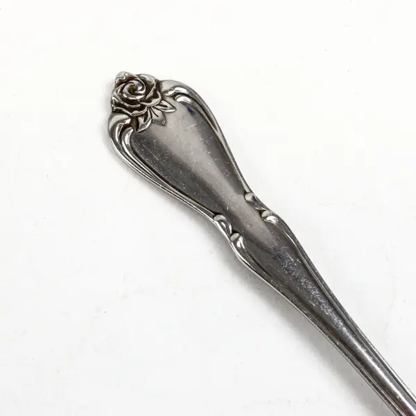 Oneida Rogers Arbor Rose-True Rose Stainless Steel Fork 7 3/8" 