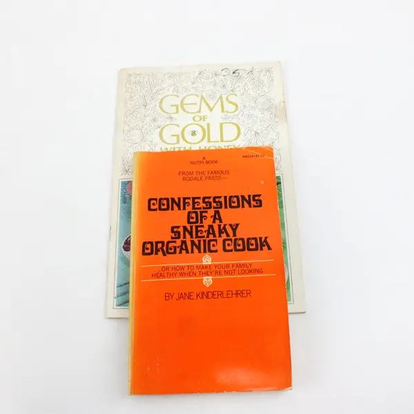 Lot 2 Pre-Owned Pbk Cookbooks Sneaky Organic & Gems Gold Honey Jane Kinderlehrer