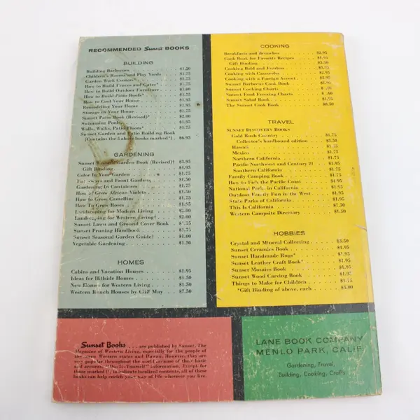 1962 Seattle World's Fair Official Guide Pacific Northwest Century 21
