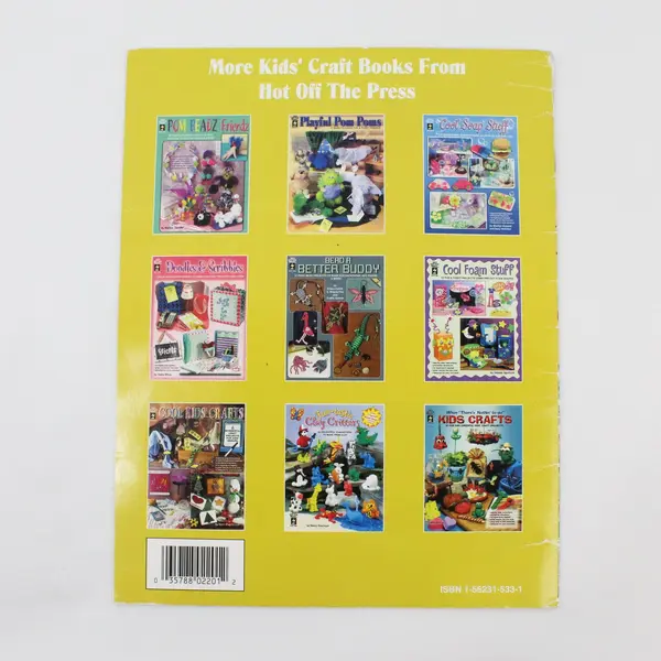 Hot Off The Press Plastic Lace 30 Kids' Lacing Projects Vintage 1999 Paperback