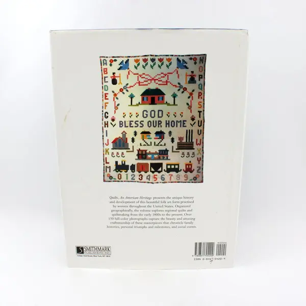 Quilts: An American Heritage Terri Zegart 1994 Hardcover Book