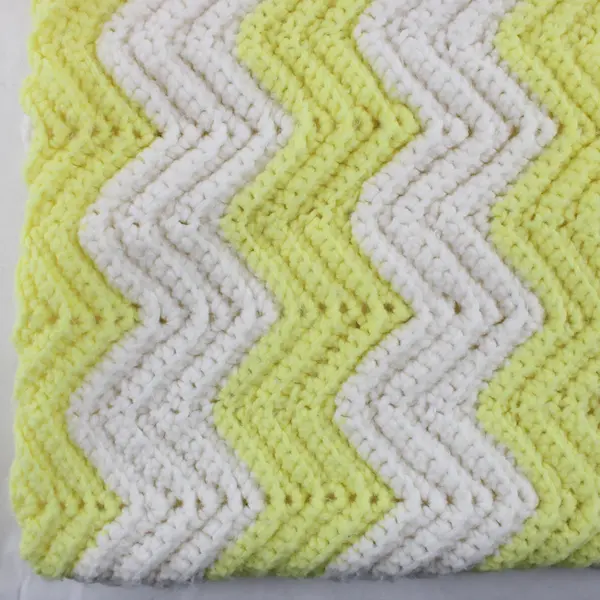 Handmade Crocheted Baby Blanket Yellow White Chevron Zig Zag 34x36