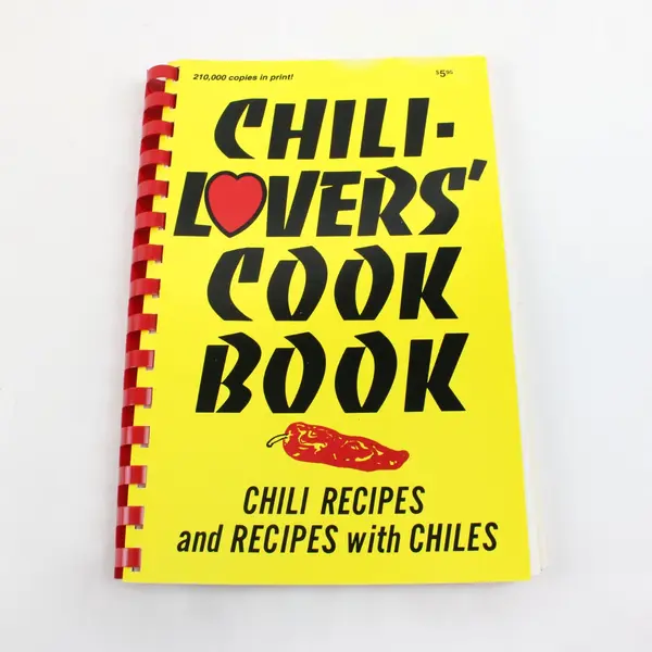 Chili Lovers Cookbook by Mildred Fischer Chili Recipes ISBN 9780914846062