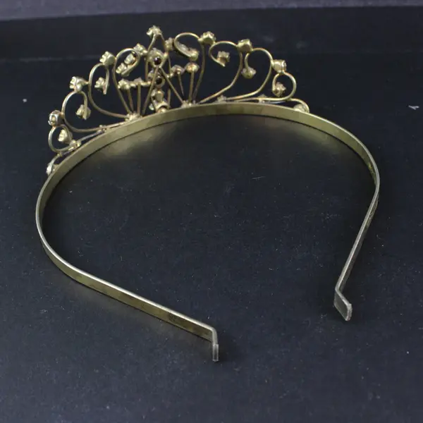 Ca' Macana Venetian Masquerade Mask & Tiara Set Costume