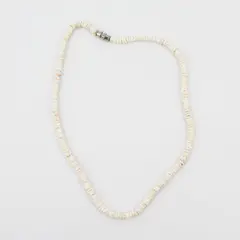 White Puka Shell Beaded Necklace Hawaiian 17in Barrel Clasp