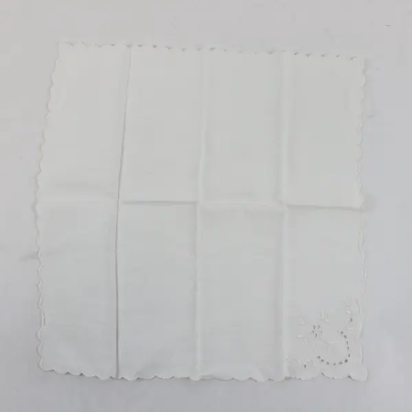 Vintage Set of 5 Floral Embroidered Cutwork White Napkins Flawed