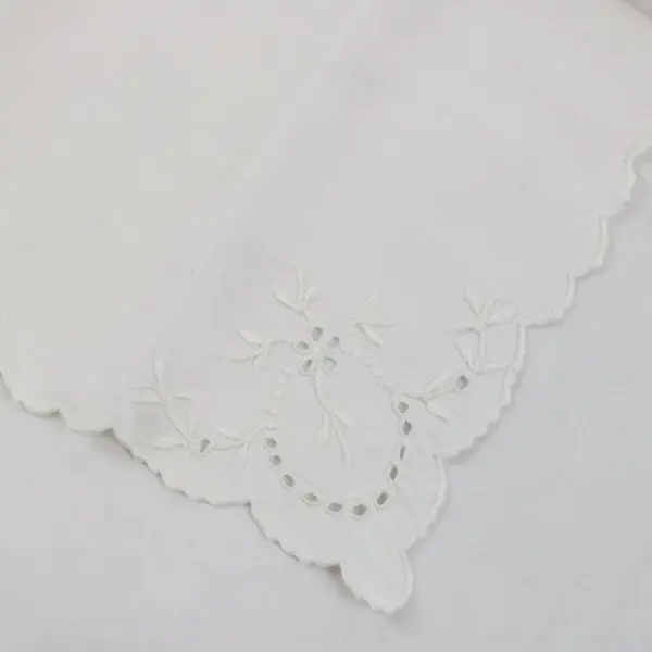 Vintage Set of 5 Floral Embroidered Cutwork White Napkins Flawed
