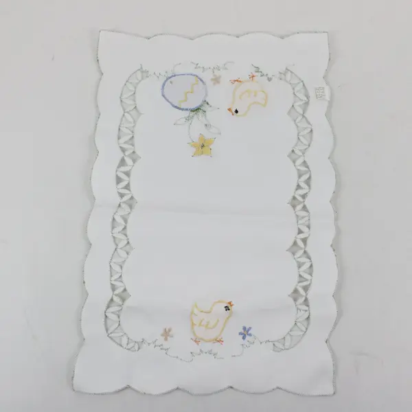 Baby Chick Embroidered Easter Springtime Doily 11"x16.5"
