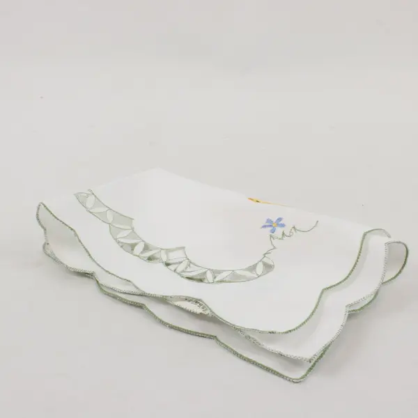 Baby Chick Embroidered Easter Springtime Doily 11"x16.5"