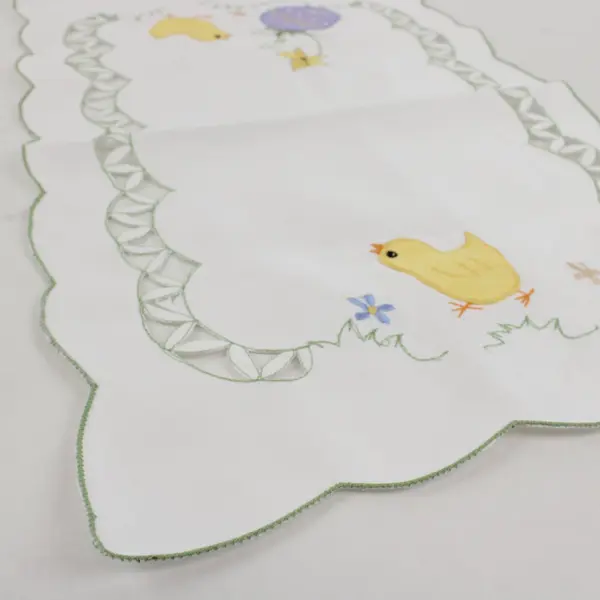 Baby Chick Embroidered Easter Springtime Doily 11"x16.5"