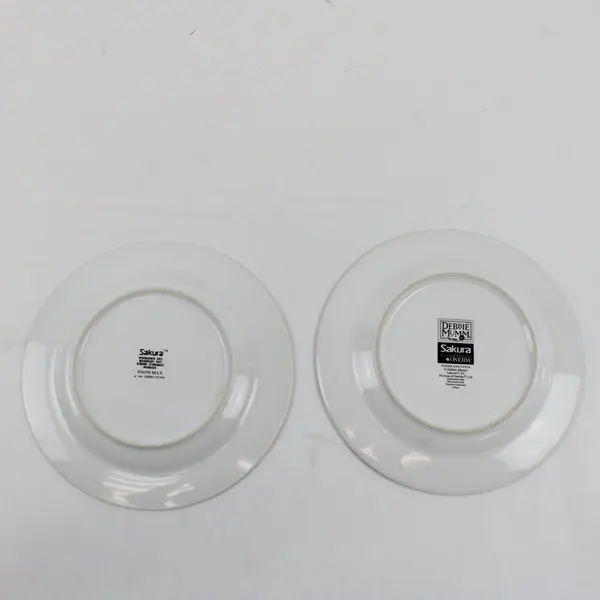 Lot of 2 Sakura Debbie Mumm Christmas Salad Dessert Plates 8"
