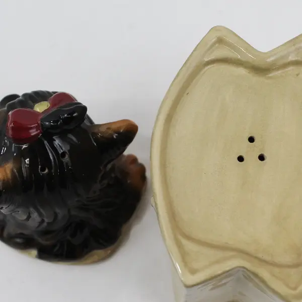Vintage Big Sky Canine Le Petite Bakery Yorkie Salt Pepper Shaker Set