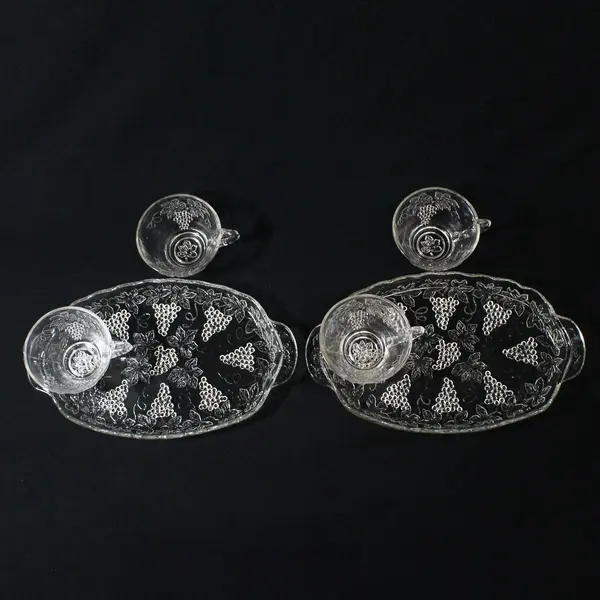 Libbey Clear Glass Grape Pattern Set 3 Handled Cups 2 Matching Trays