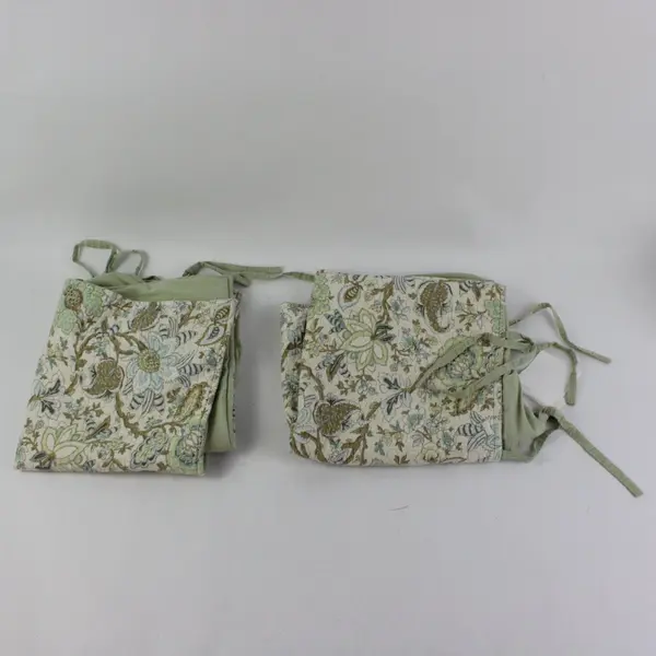 Sunburst Intl Set of 2 Square Pillow Covers Jacobean Floral 21x21