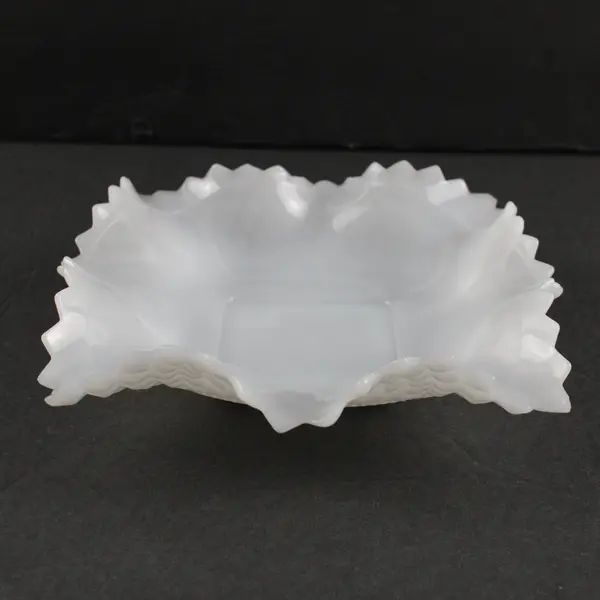 Vintage Indiana Glass Company White Milk Glass Diamond Point 7" Candy Dish