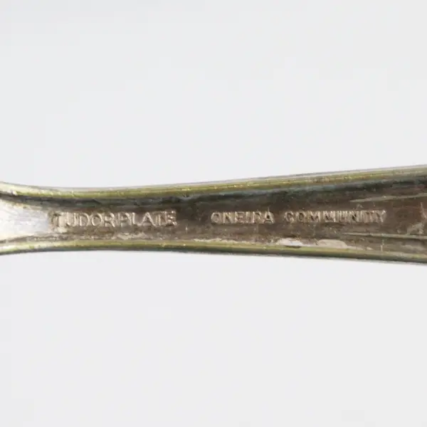Oneida Silver Community Lot of 2 Queen Bess II Tudor Silverplate Baby Forks 5" 