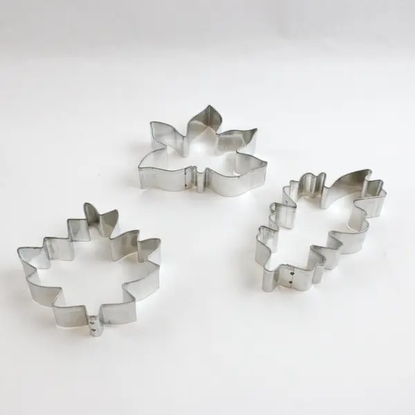 Lot of 3 Metal Leaf Cookie Cutters with Round Storage Tin