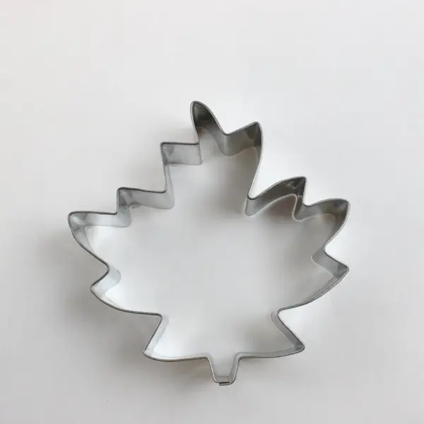 Lot of 3 Metal Leaf Cookie Cutters with Round Storage Tin