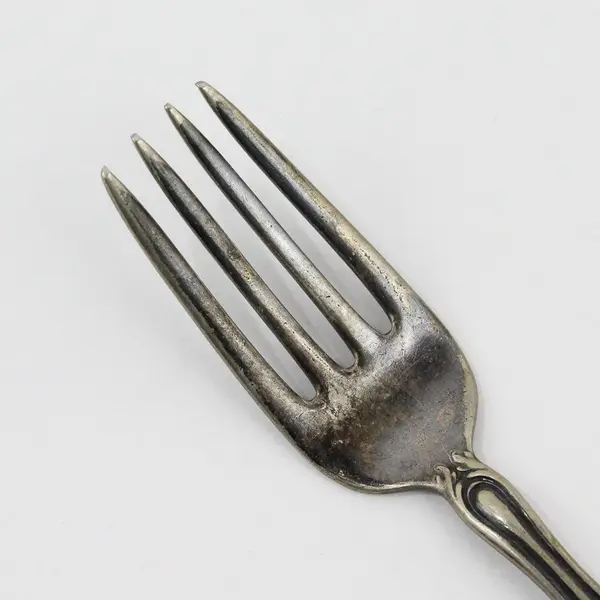 1911 Holmes & Edwards International Silver Dolly Madison Baby Fork 4.25"