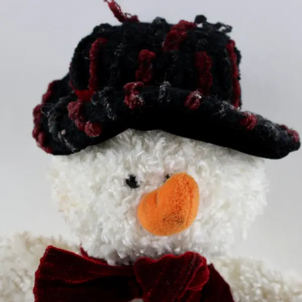 Russ Berrie Freezy Snowman Plush Beanie Stuffed Toy w/ Tags