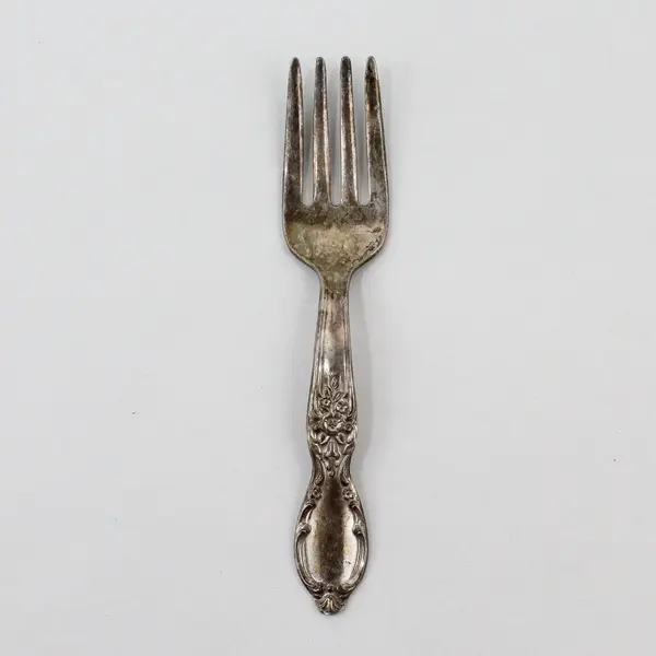 1847 Rogers Bros Victorian Rose Silverplate Baby Fork 4.25 in