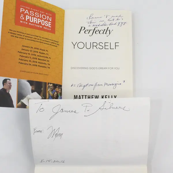 Lot of 2 Matthew Kelly Religious & Spiritual Paperbacks 2010 & 2017 