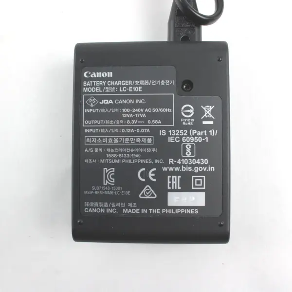 Canon Battery Charger with Battery Included Untested