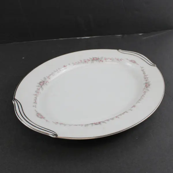 Set of 2 Noritake Rosepoint White Platinum Platters 14" & 12"