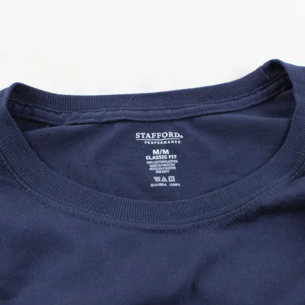 Stafford Performance Men's Medium Navy Blue Classic Fit T-Shirt