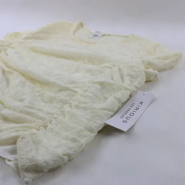 Kirious Women's Off-White Lace Crop Top Size Medium 