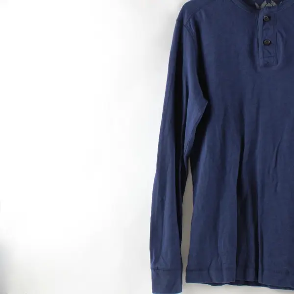 Red Camel Men's Navy Blue Long Sleeve Henley Shirt Medium