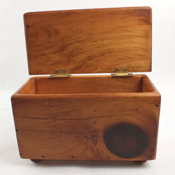 Vintage Cedar Wood Chest Jewelry Keepsake Box 11 x 5.5 x 7