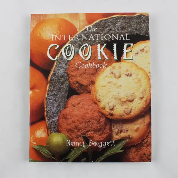The International Cookie Cookbook Nancy Baggett 1993 Paperback Very Good