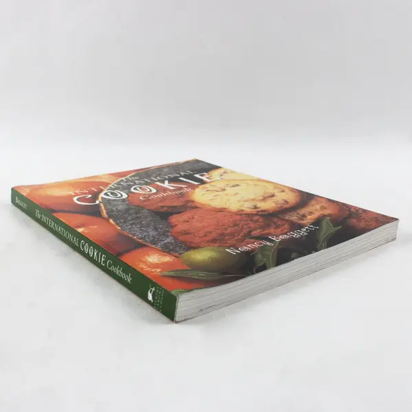 The International Cookie Cookbook Nancy Baggett 1993 Paperback Very Good